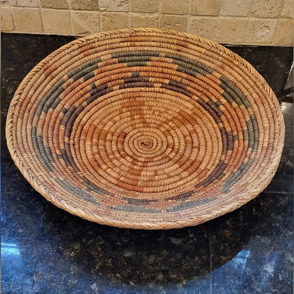 Amazing Ornate Woven Native American Wedding Ceremonial Basket - Picture 2 of 16